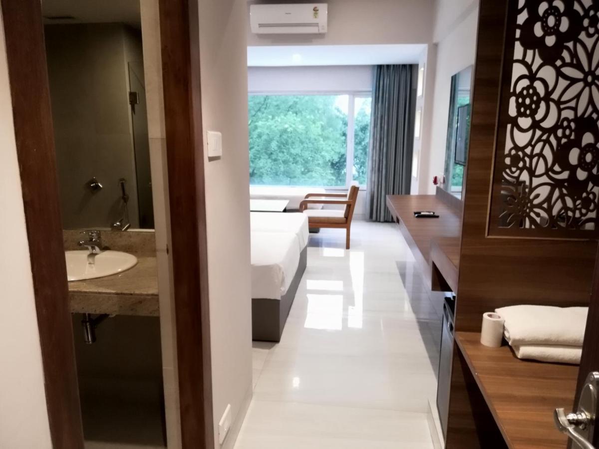 Lake View Resort Lonavala Kültér fotó