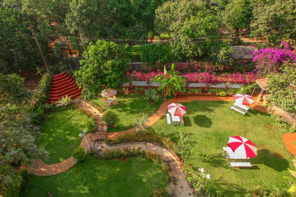 Lake View Resort Lonavala Kültér fotó